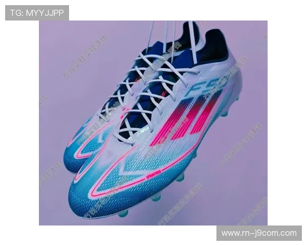 雨天足球鞋抓地力不足导致比赛中频繁打滑的多项实用应对策略